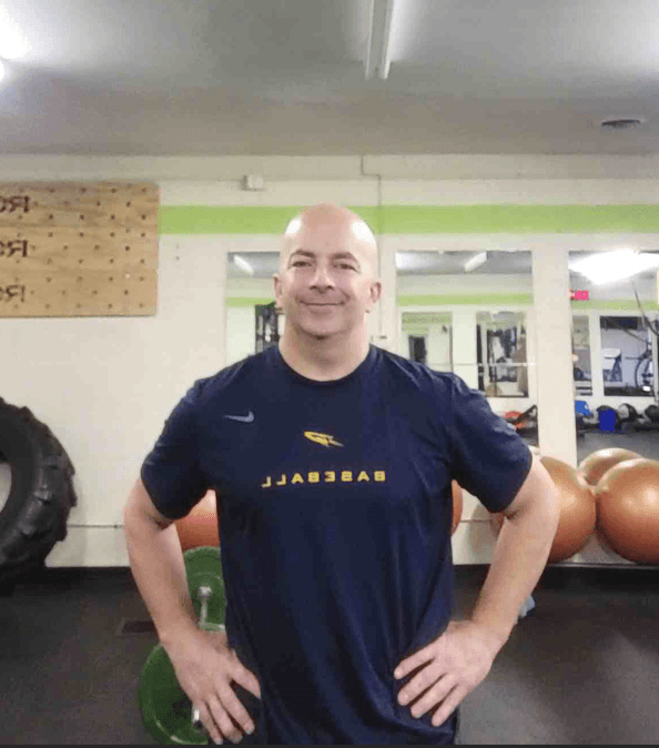 Personal trainer working with clients at Health Targeted Solutions